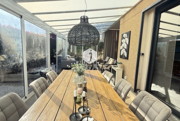 Resale - Villa -
La Zenia - Costa Blanca