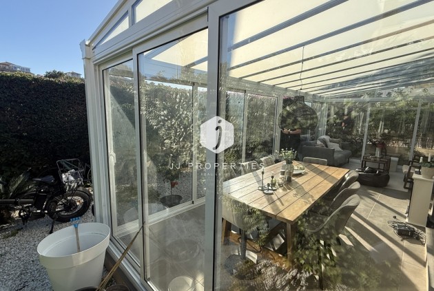 Resale - Villa -
La Zenia - Costa Blanca