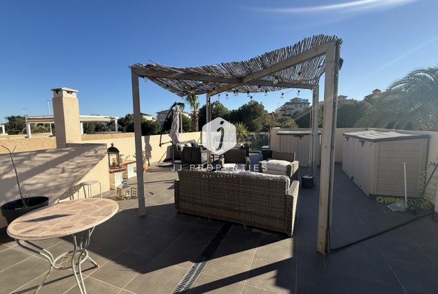 Resale - Villa -
La Zenia - Costa Blanca