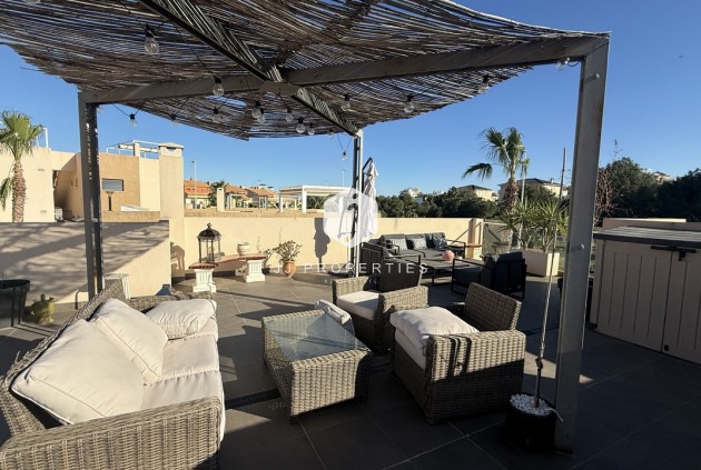 Resale - Villa -
La Zenia - Costa Blanca