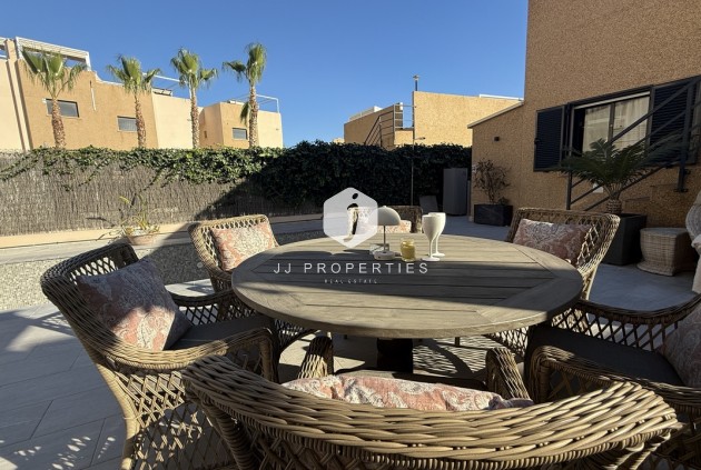 Resale - Villa -
La Zenia - Costa Blanca