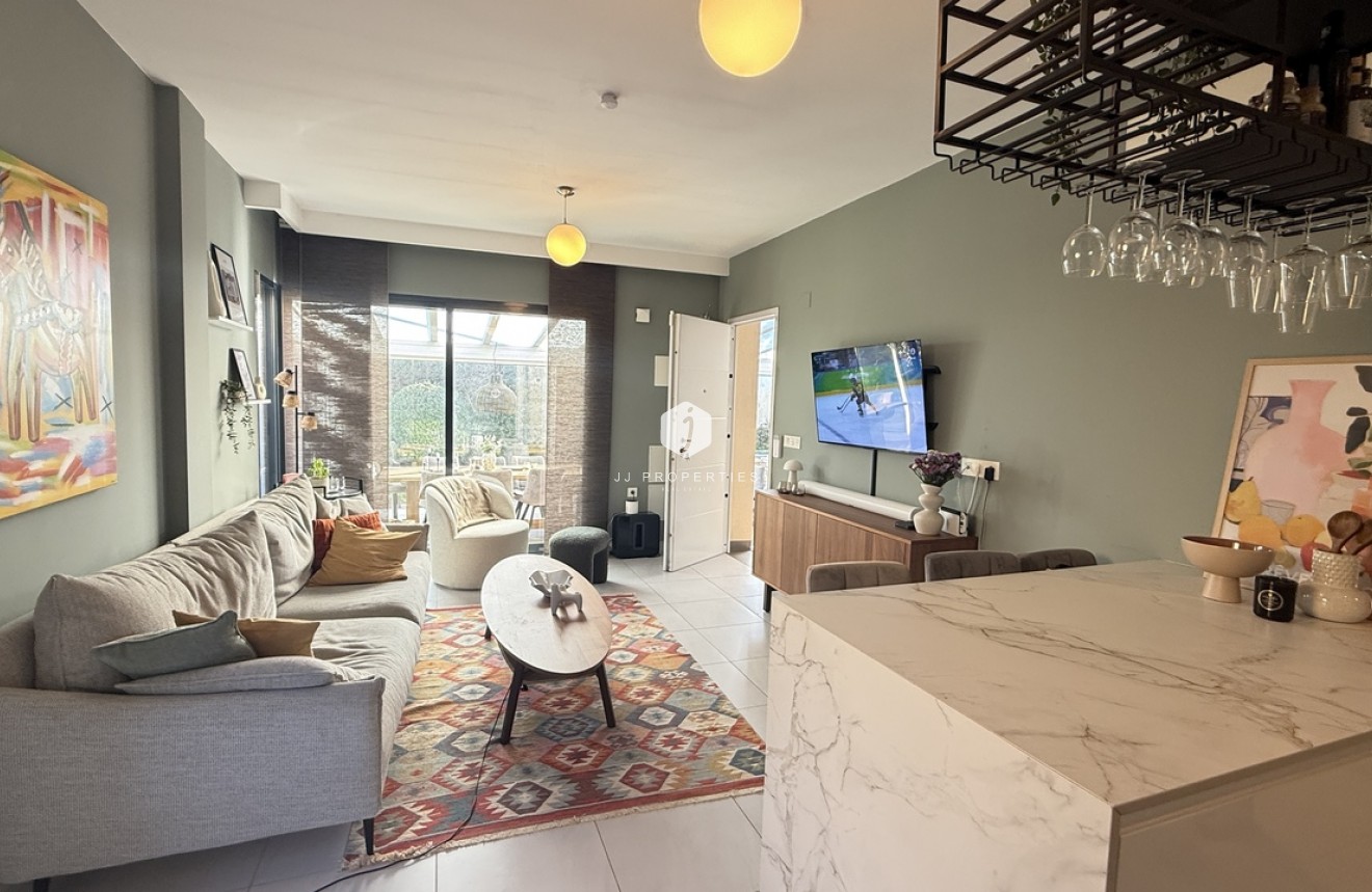 Resale - Villa -
La Zenia - Costa Blanca