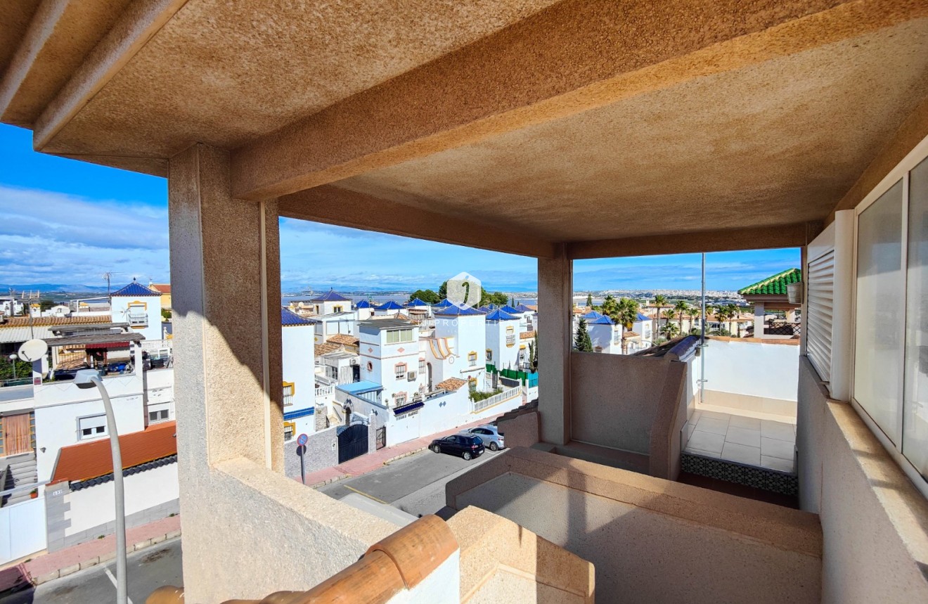 Tweedehands - Penthouse -
Torrevieja - Costa Blanca