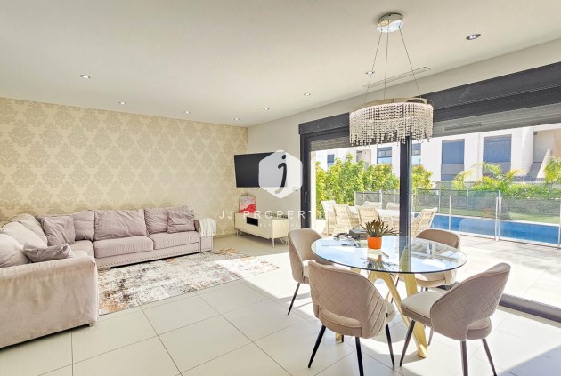 Aus zweiter Hand - Villa -
Rojales - Cuidad Quesada