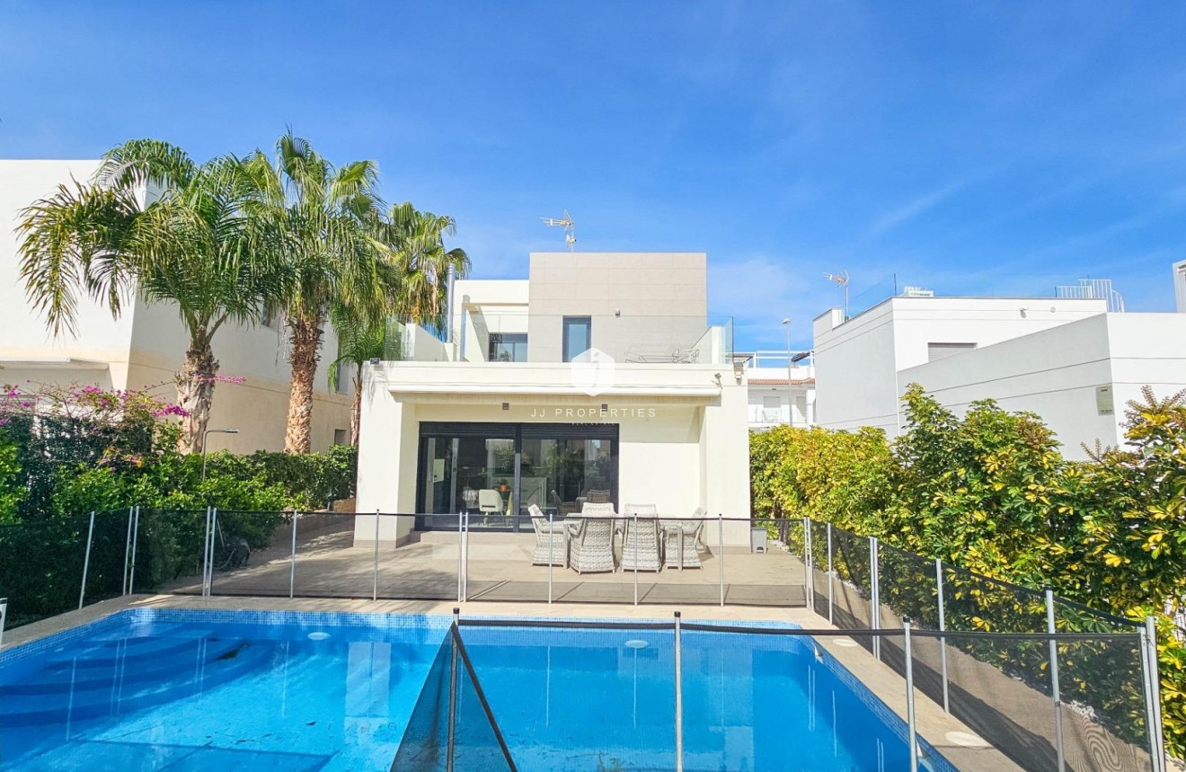 Aus zweiter Hand - Villa -
Rojales - Cuidad Quesada