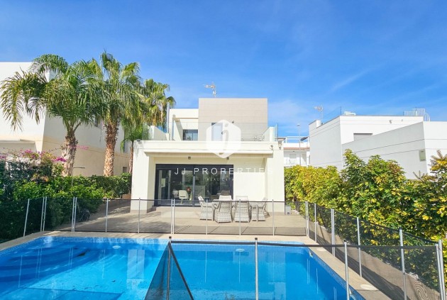 Aus zweiter Hand - Villa -
Rojales - Cuidad Quesada