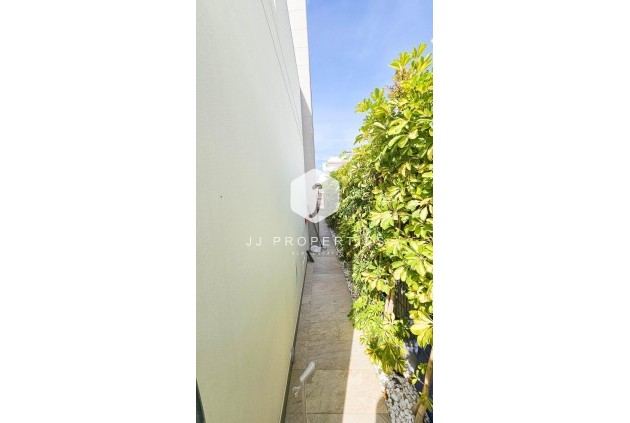 Aus zweiter Hand - Villa -
Rojales - Cuidad Quesada