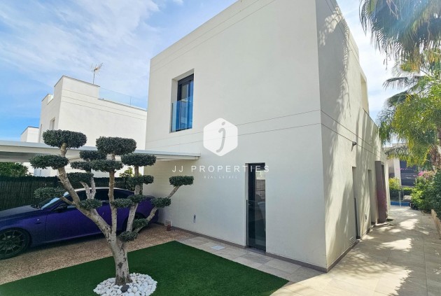 Aus zweiter Hand - Villa -
Rojales - Cuidad Quesada