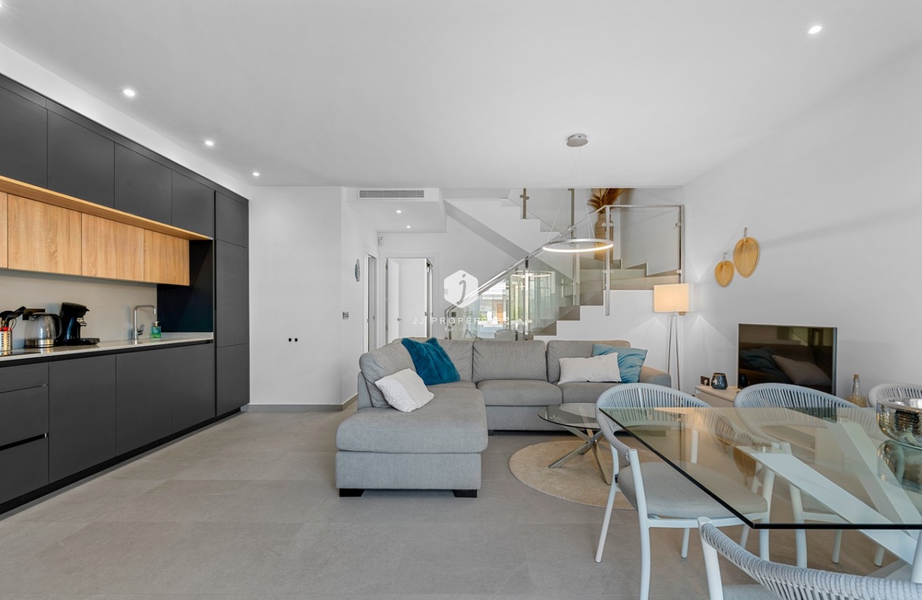 Z drugiej ręki - Villa -
Ciudad Quesada - Costa Blanca