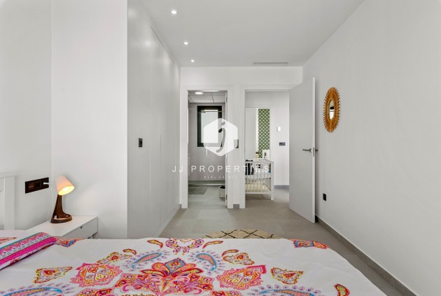 Z drugiej ręki - Villa -
Ciudad Quesada - Costa Blanca