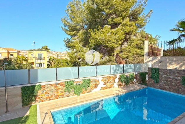 Resale - Villa -
Orihuela Costa - Costa Blanca