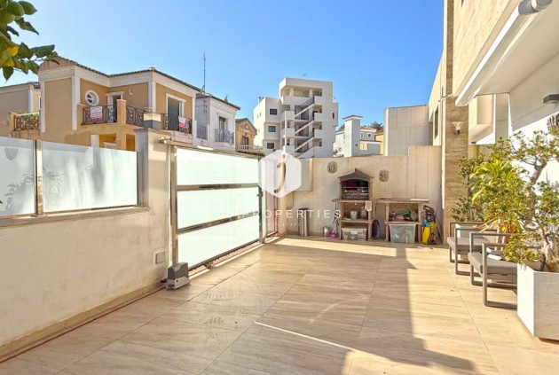 Resale - Villa -
Orihuela Costa - Costa Blanca