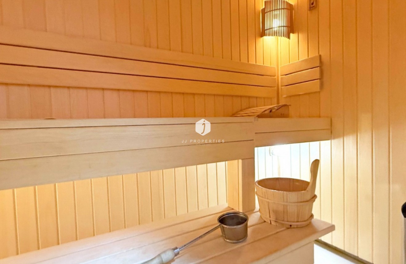 Resale - Villa -
Orihuela Costa - Costa Blanca