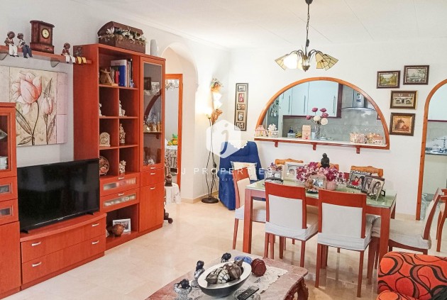 Resale - Villa -
Torrevieja - La siesta