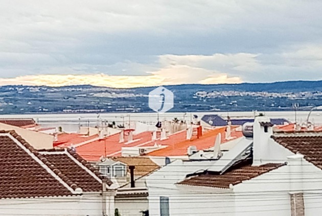 Resale - Villa -
Torrevieja - La siesta