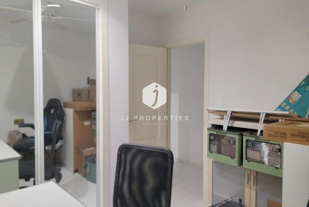 Resale - Apartment / flat -
Torrevieja - Playa del Cura