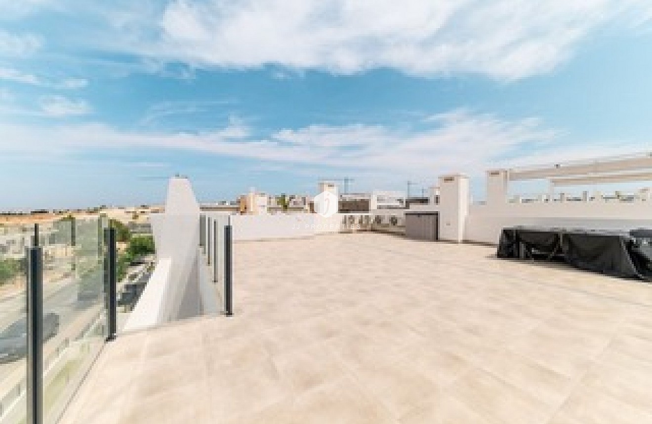 Aus zweiter Hand - Wohnung -
San Miguel de Salinas - Inland