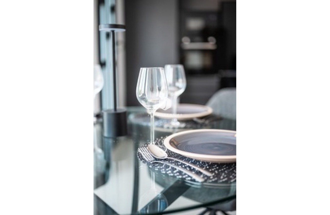 Aus zweiter Hand - Wohnung -
San Miguel de Salinas - Inland