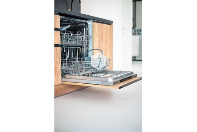 Aus zweiter Hand - Wohnung -
San Miguel de Salinas - Inland