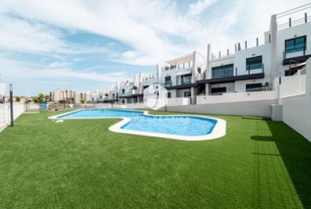 Aus zweiter Hand - Wohnung -
San Miguel de Salinas - Inland