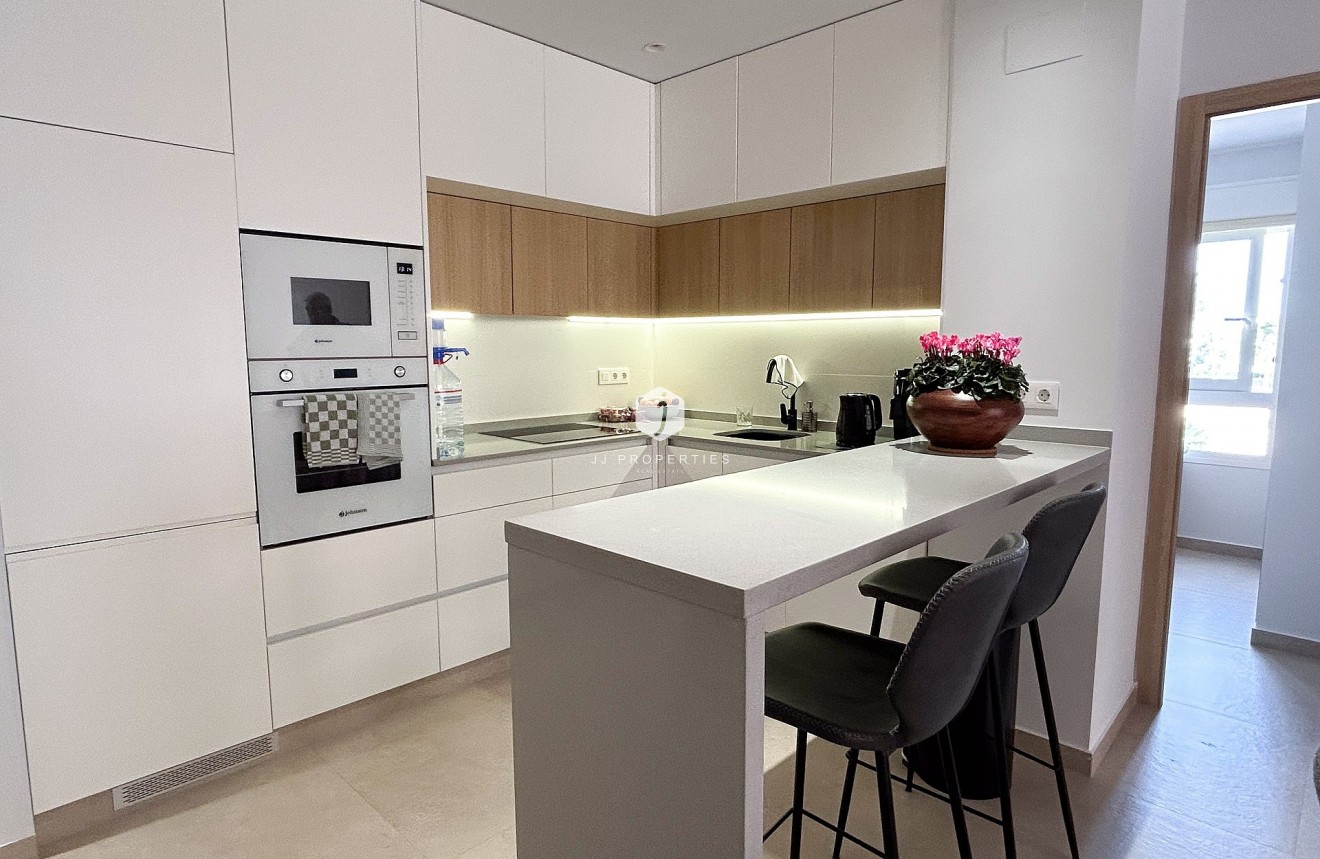 Resale - Apartment / flat -
El Raso - Costa Blanca