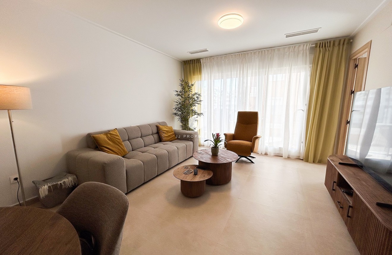 Resale - Apartment / flat -
El Raso - Costa Blanca