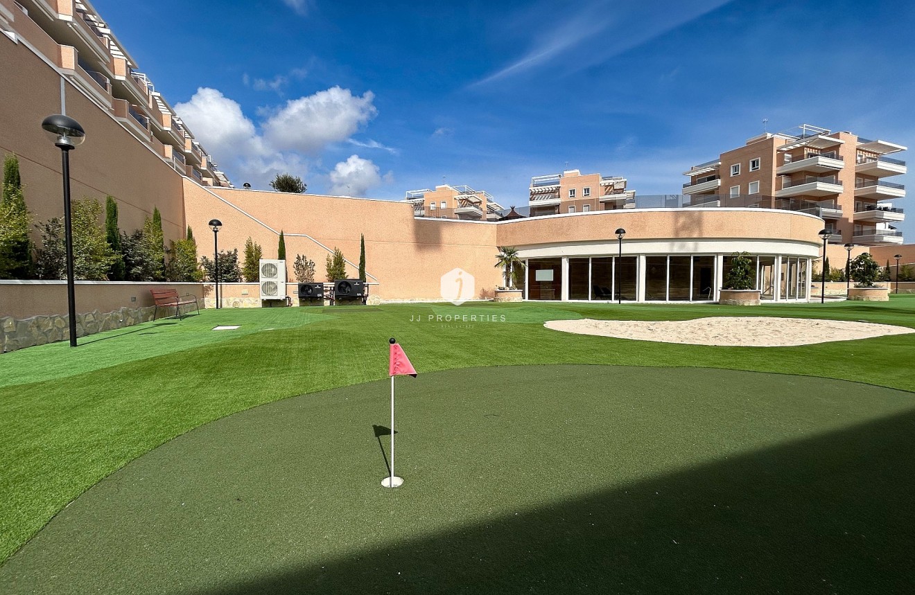 Resale - Apartment / flat -
El Raso - Costa Blanca