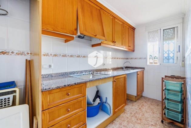 Resale - Apartment / flat -
Torrevieja - Playa de los locos