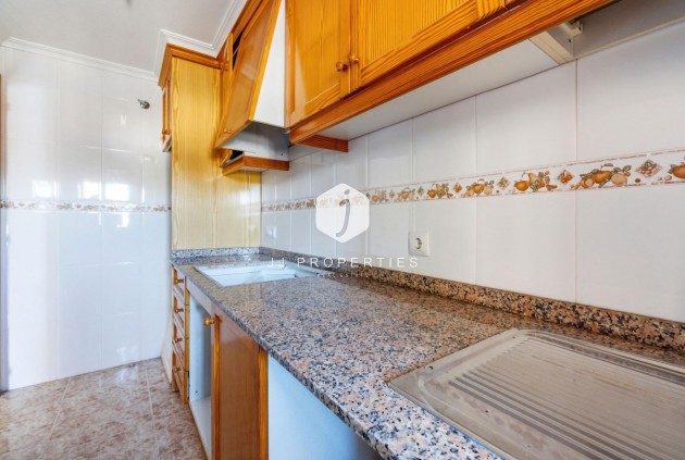 Resale - Apartment / flat -
Torrevieja - Playa de los locos