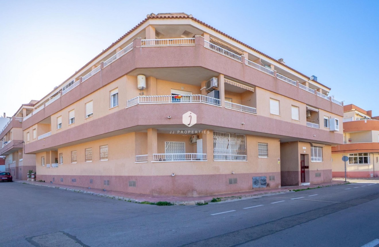 Resale - Apartment / flat -
Torrevieja - Playa de los locos