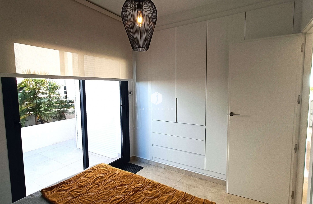 Tweedehands - Villa -
Algorfa - Inland