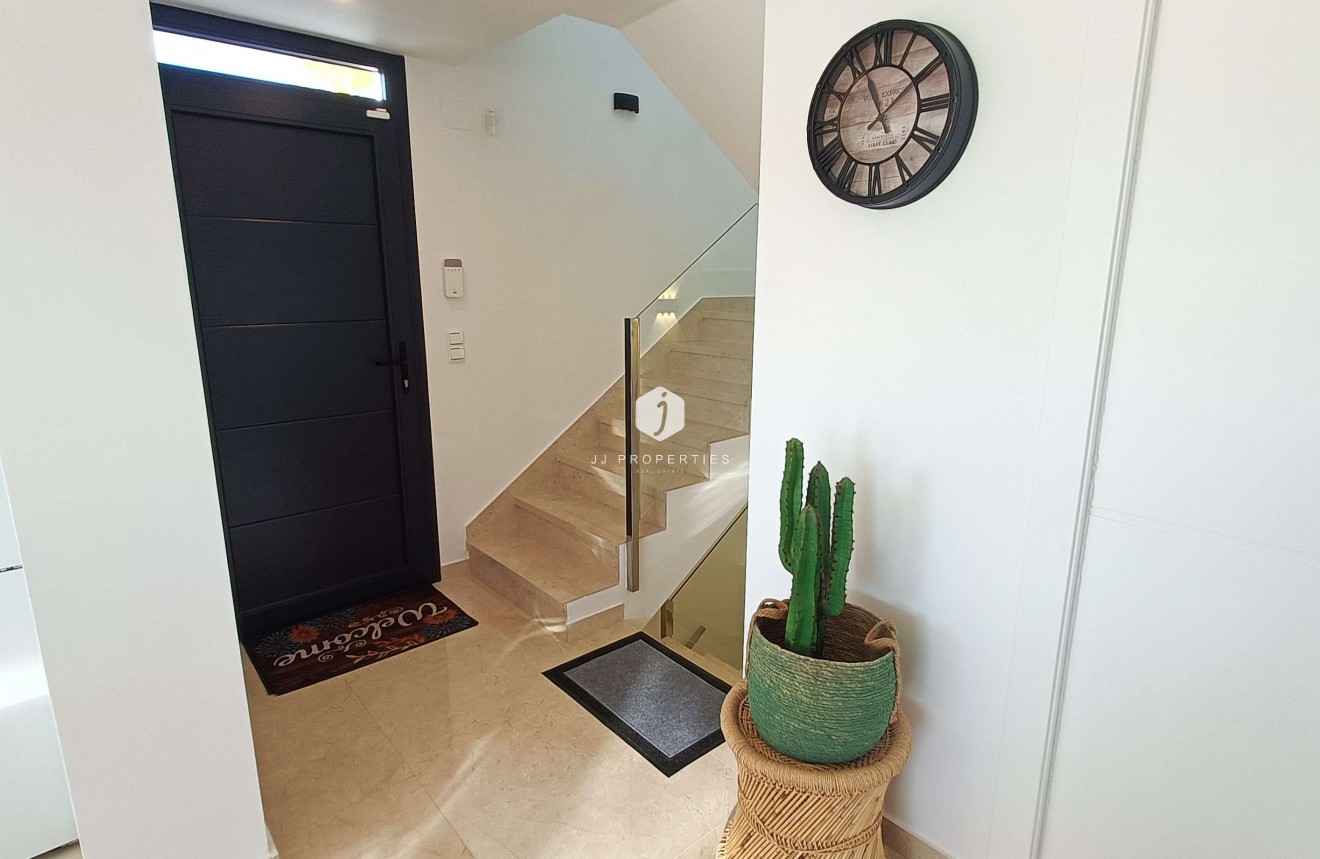 Tweedehands - Villa -
Algorfa - Inland