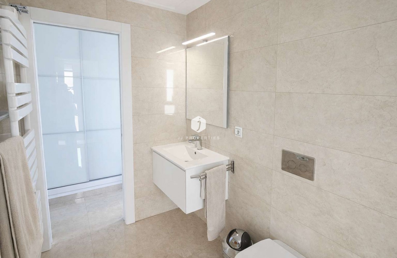 Tweedehands - Villa -
Algorfa - Inland