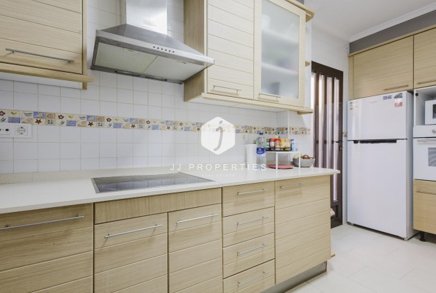 Resale - Villa -
Torrevieja - Costa Blanca