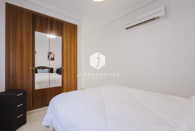 Resale - Villa -
Torrevieja - Costa Blanca