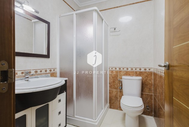 Resale - Villa -
Torrevieja - Costa Blanca