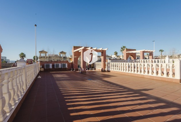 Resale - Villa -
Torrevieja - Costa Blanca