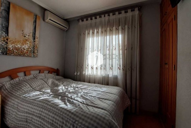 Resale - Chalet -
Orihuela Costa - Punta Prima