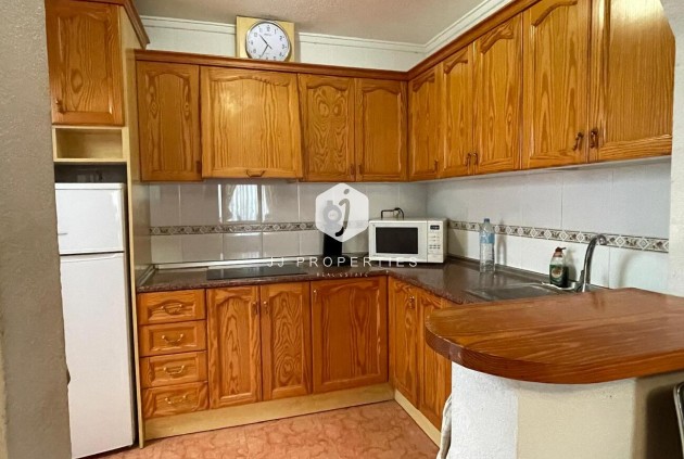 Resale - Chalet -
Orihuela Costa - Punta Prima