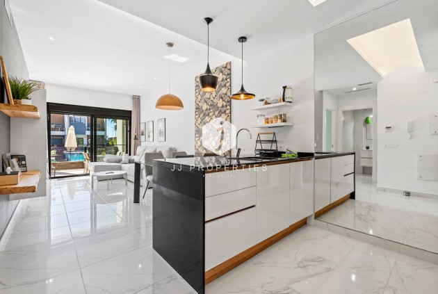 Resale - Apartment / flat -
Guardamar del Segura - Costa Blanca