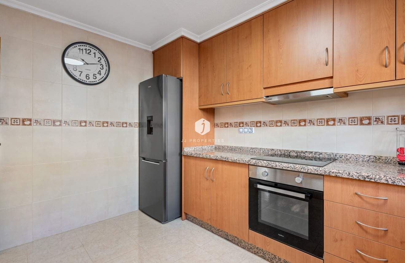 Resale - Villa -
San Miguel de Salinas - Inland