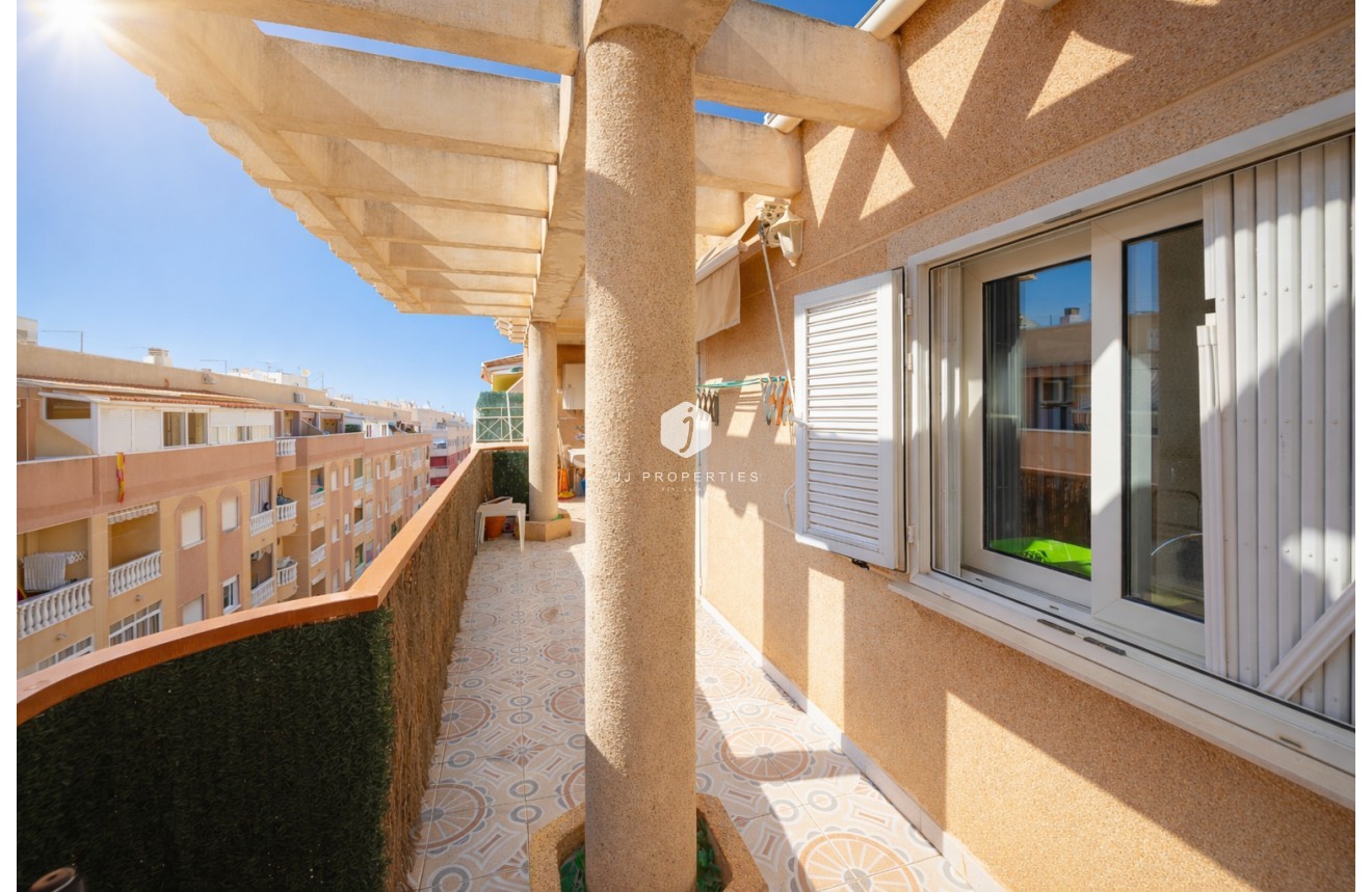 Resale - Apartment / flat -
Torrevieja - Costa Blanca