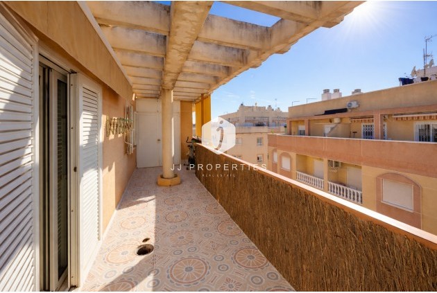 Resale - Apartment / flat -
Torrevieja - Costa Blanca