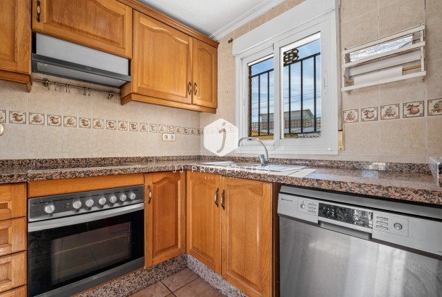 Resale - Villa -
Orihuela Costa - Costa Blanca