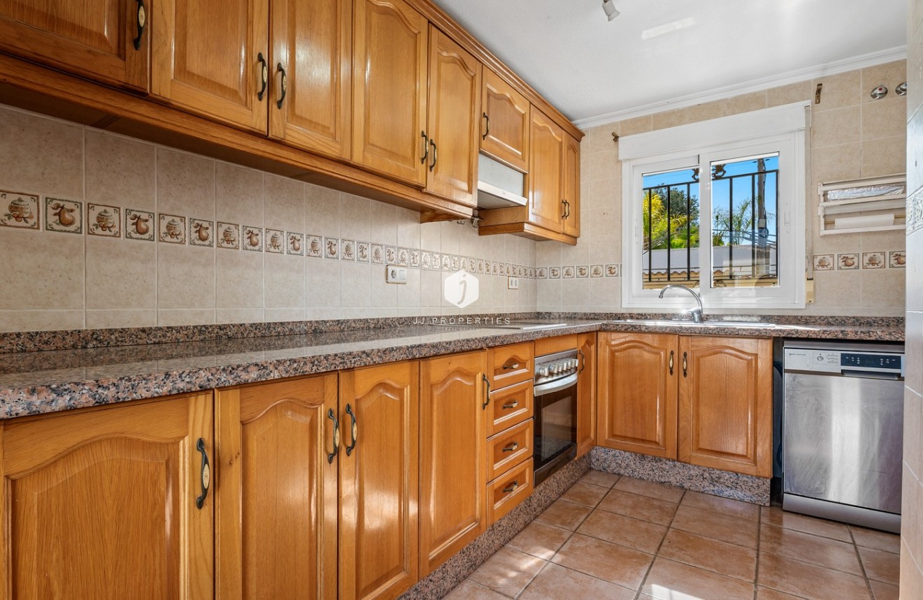 Resale - Villa -
Orihuela Costa - Costa Blanca