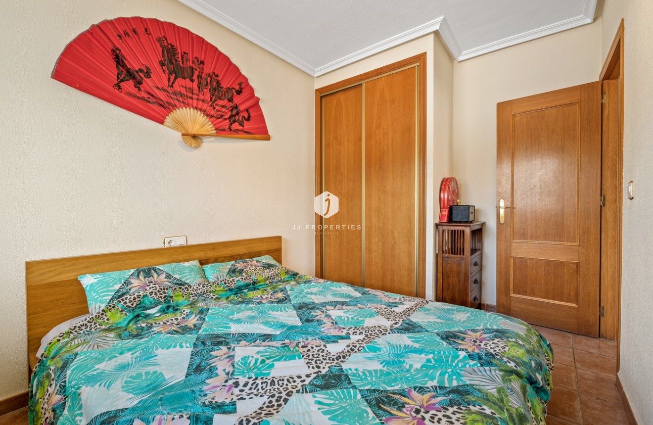 Resale - Villa -
Orihuela Costa - Costa Blanca