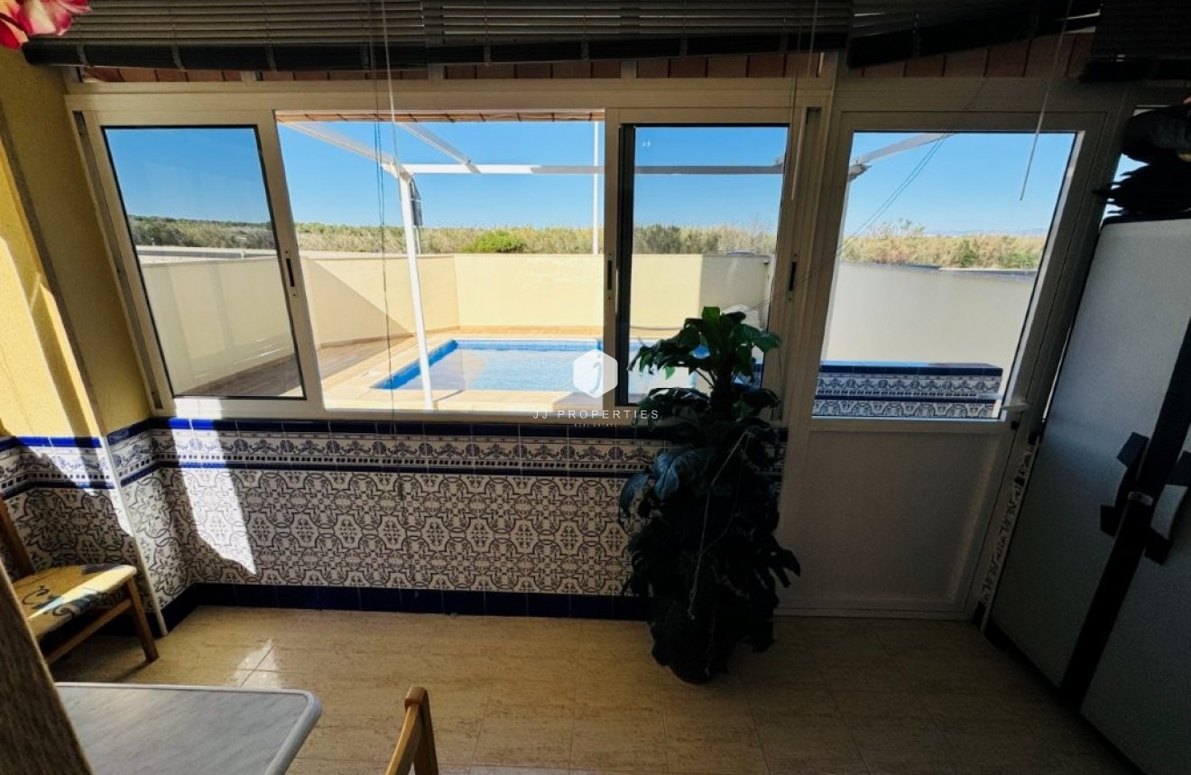 Resale - Apartment / flat -
La Mata - Costa Blanca