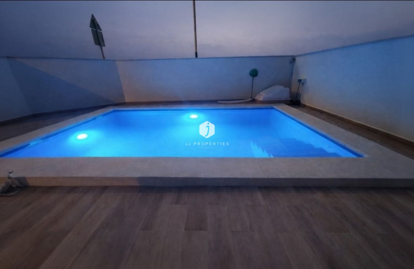 Resale - Apartment / flat -
La Mata - Costa Blanca