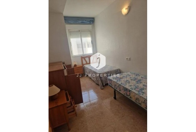 Z drugiej ręki - Daszek -
Torrevieja - Centro