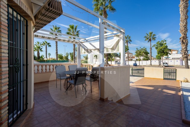 Segunda mano - Villa -
Guardamar del Segura - El Raso